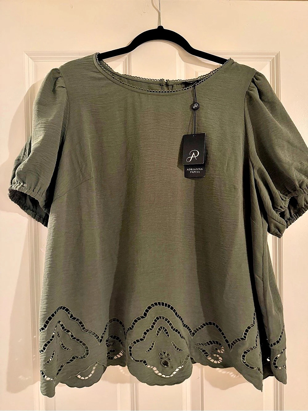 Adrianna Papell Airflow Eyelet Embroidered Blouse Puff Sleeve Blouse in Green